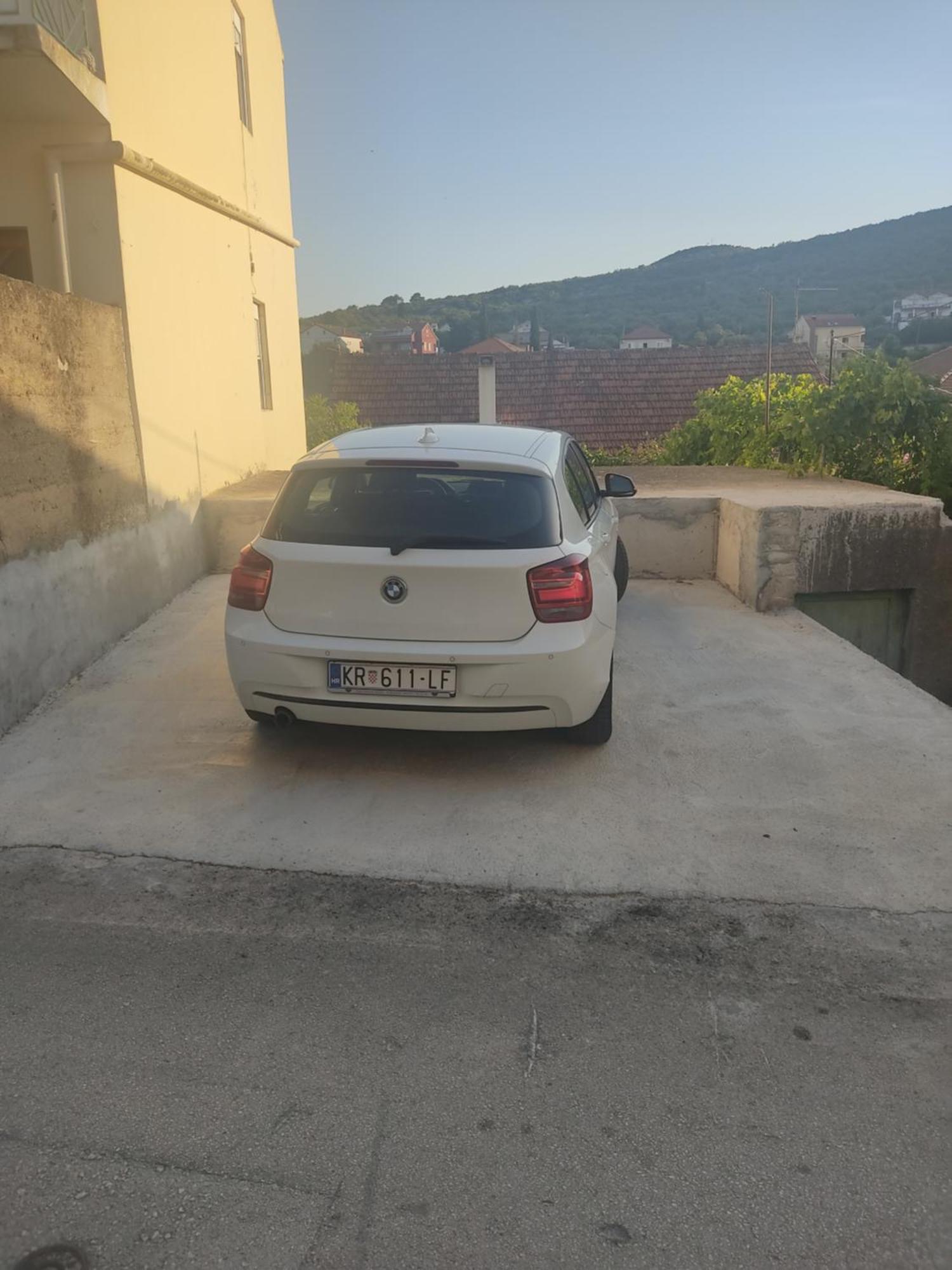 Fina M Studio Apartman Kali Ruang foto